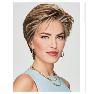 RAQUEL WELCH Up Close And Personal, Sugar And Charcoal Memory Cap Short Wig Grey